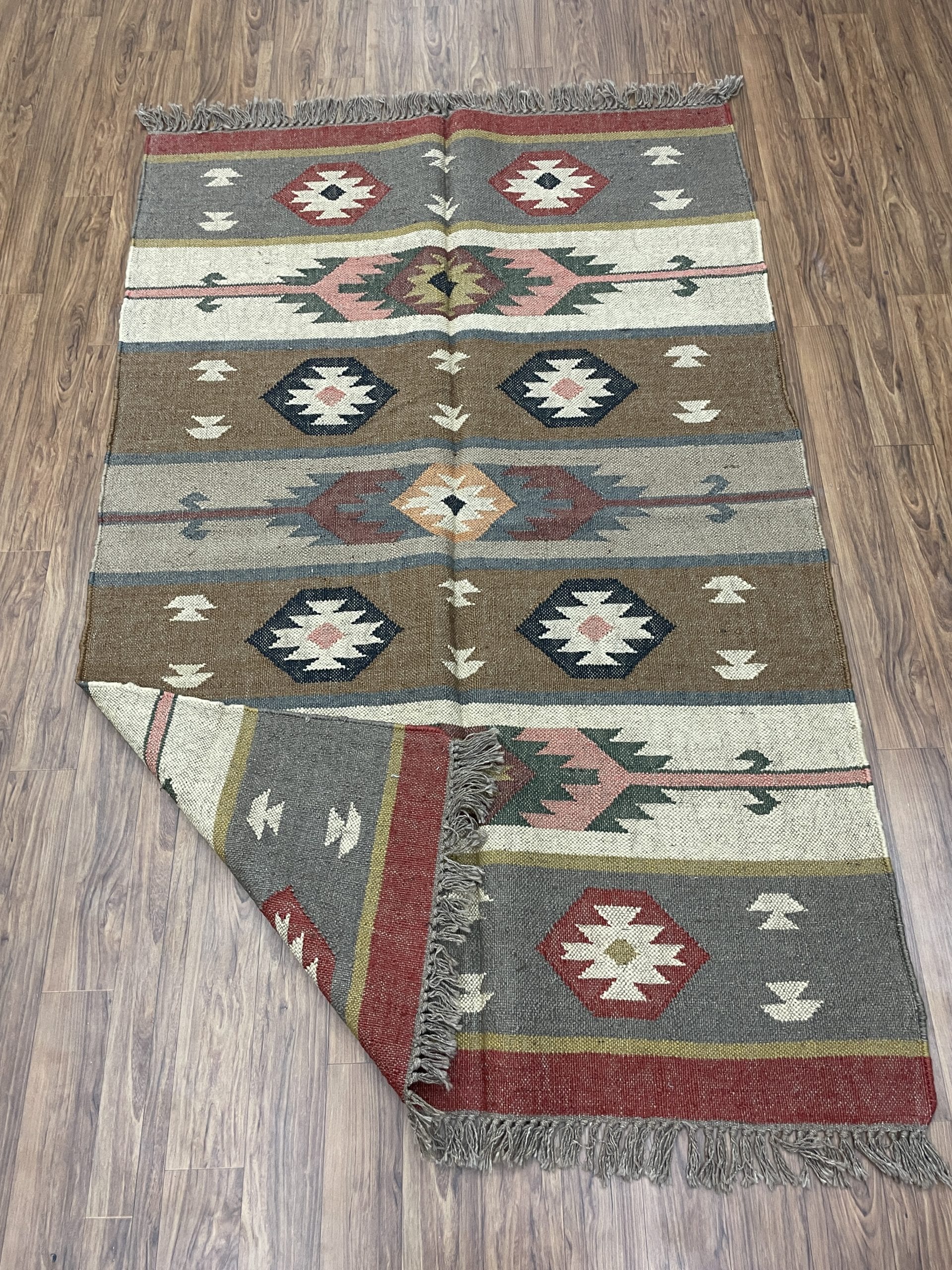 Colorful Wool Jute Rug, Wool and Jute Rug, Modern Desgin Dining Room Rug, Handwoven Wool Jute Rug, Living Room Rug, Handmade Traditional Indian Wool Jute Rug - Image 8