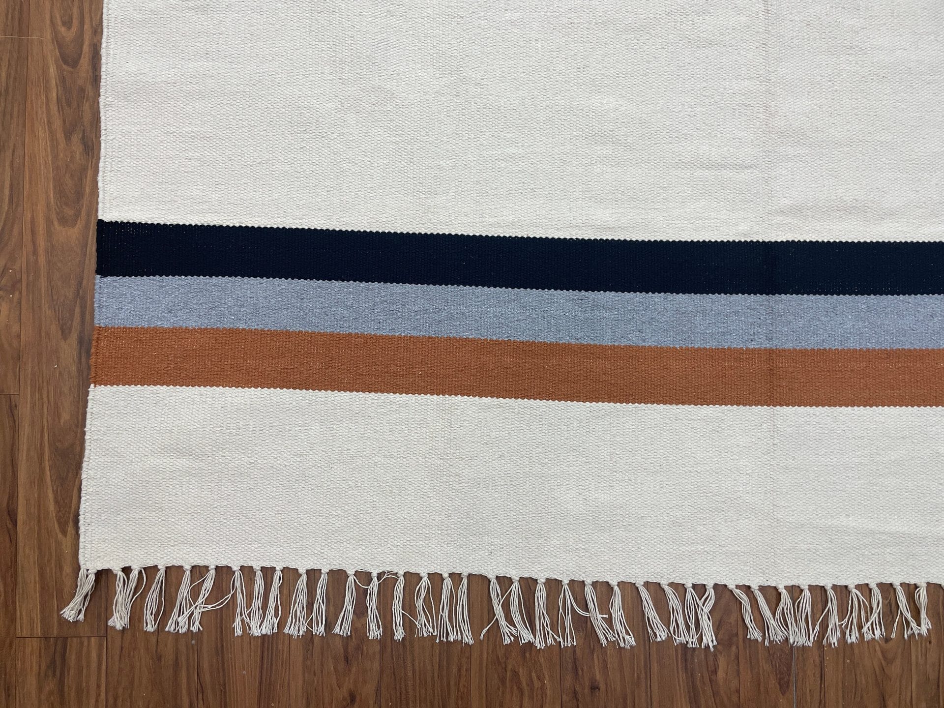 Handmade Wool Rug, Handwoven Navajo Rug, Large Area Rug for Living Room, White Rug for Bedroom - Image 7